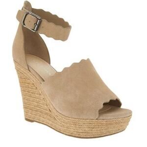 Marc Fisher LTD Fia Scalloped Suede Espadrille Platform Wedges Tan 8M